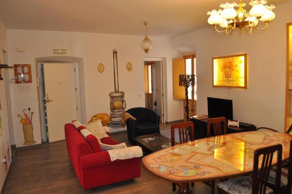 Ferienwohnung Destino Deluxe Plaza De Santiago - 2 Hab Caces Exterior foto